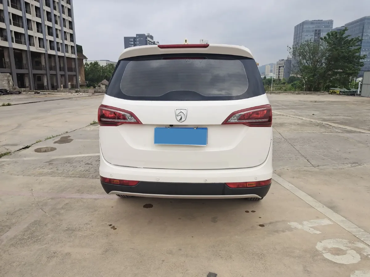 2019 BaoJun 730 1.5T 151HP L4 CVT,autocango,china used car exporter,china ev exporter,chinese used car exporter,chinese used ev exporter