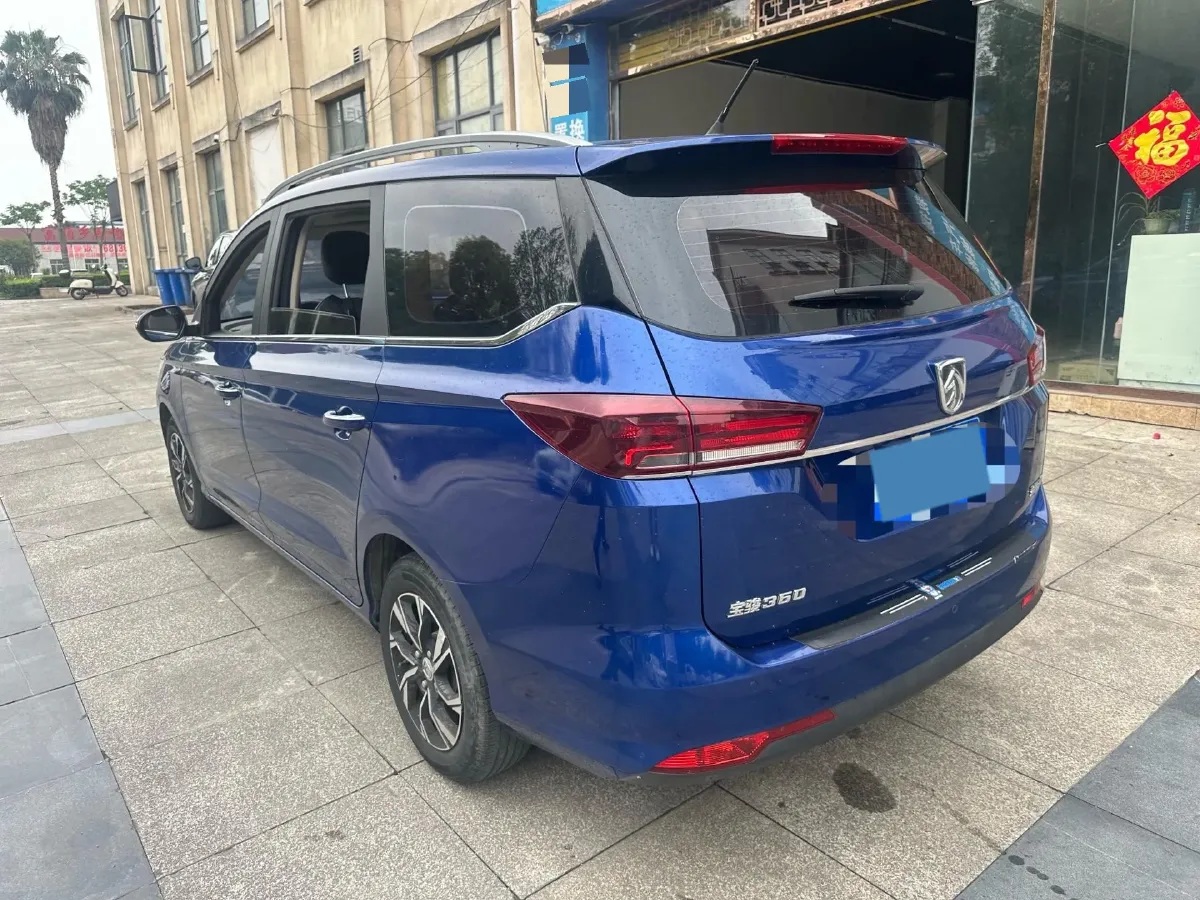 2018 BaoJun 360 1.5L 112HP L4 6MT,autocango,china used car exporter,china ev exporter,chinese used car exporter,chinese used ev exporter