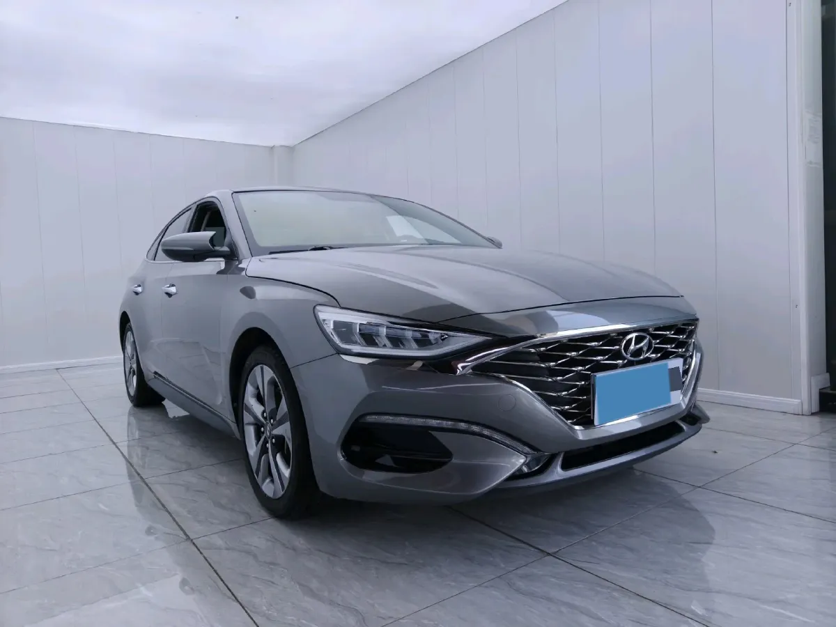 2019 Hyundai La Festa 1.6T 190HP L4 7DCT,autocango,china used car exporter,china ev exporter,chinese used car exporter,chinese used ev exporter