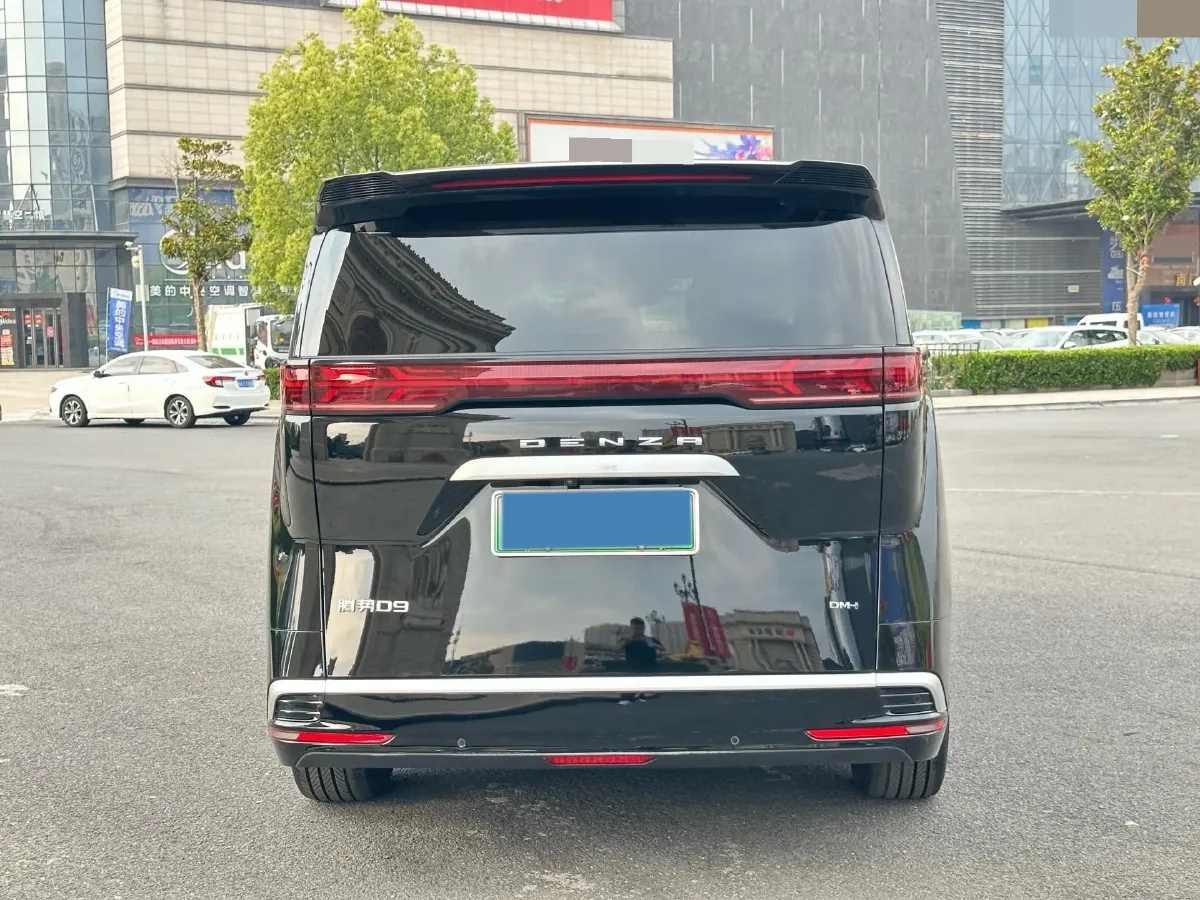 2024 Denza D9 1.5T 139HP L4 E-CVT PHEV 40KWH,autocango,china used car exporter,china ev exporter,chinese used car exporter,chinese used ev exporter