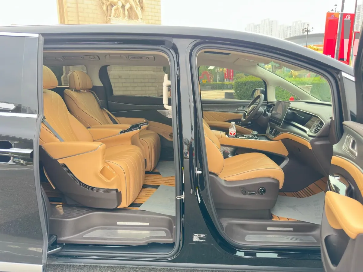 2024 Denza D9 1.5T 139HP L4 E-CVT PHEV 40KWH,autocango,china used car exporter,china ev exporter,chinese used car exporter,chinese used ev exporter