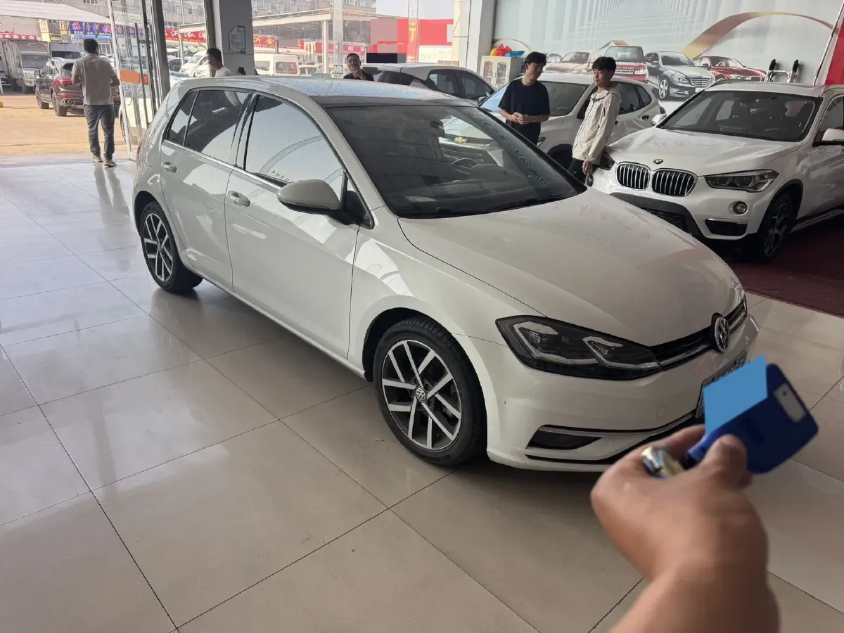 2020 Volkswagen Golf 1.4T 150HP L4 7DCT,autocango,china used car exporter,china ev exporter,chinese used car exporter,chinese used ev exporter