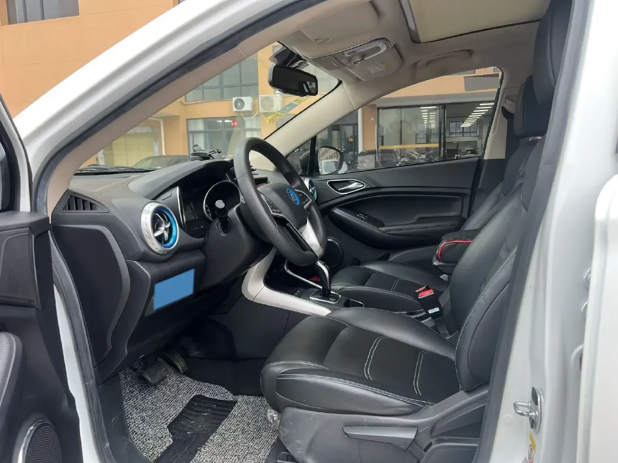 2018 BYD Yuan BEV 42KWH,autocango,china used car exporter,china ev exporter,chinese used car exporter,chinese used ev exporter