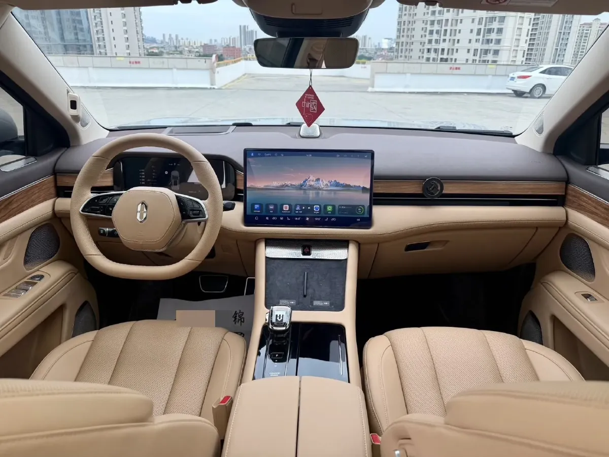 2024 AITO AITO M7 1.5T 152HP L4 REEV 40KWH,autocango,china used car exporter,china ev exporter,chinese used car exporter,chinese used ev exporter