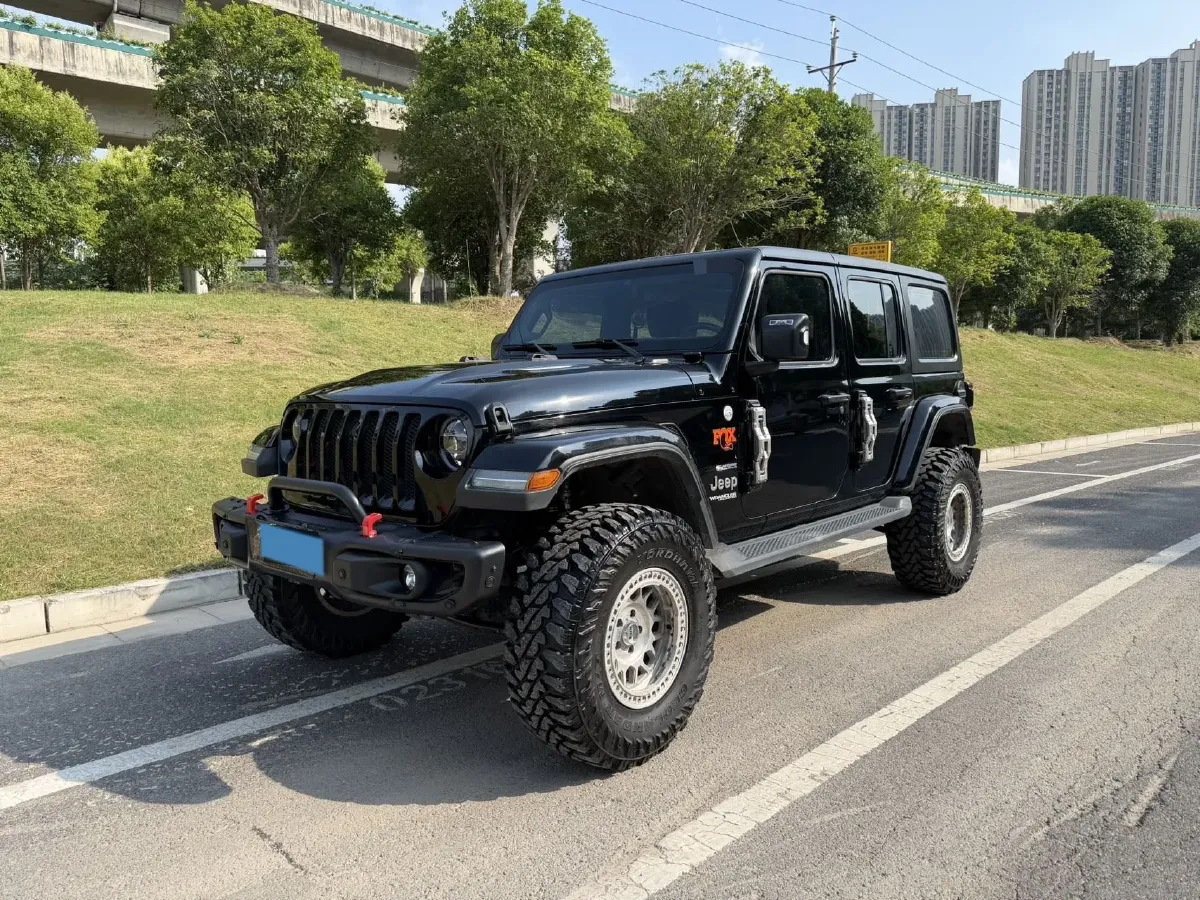 2021 Jeep Wrangler 2.0T 266HP L4 8AT,autocango,china used car exporter,china ev exporter,chinese used car exporter,chinese used ev exporter