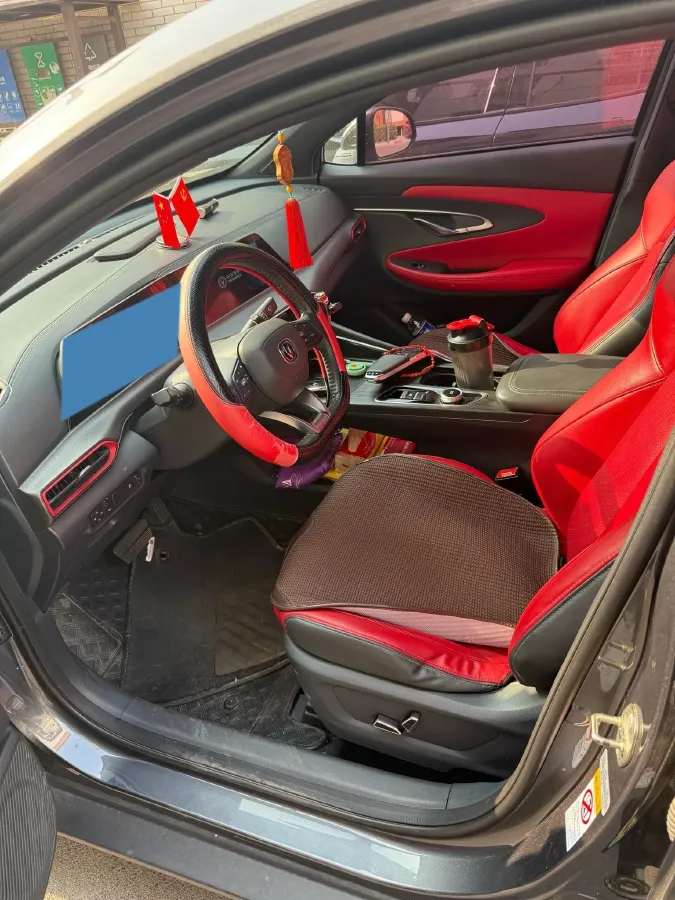 2020 ChangAn UNI-T 1.5T 180HP L4 7DCT,autocango,china used car exporter,china ev exporter,chinese used car exporter,chinese used ev exporter