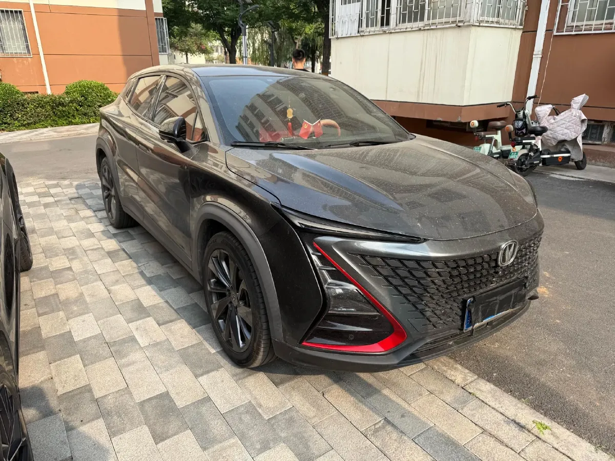 2020 ChangAn UNI-T 1.5T 180HP L4 7DCT,autocango,china used car exporter,china ev exporter,chinese used car exporter,chinese used ev exporter