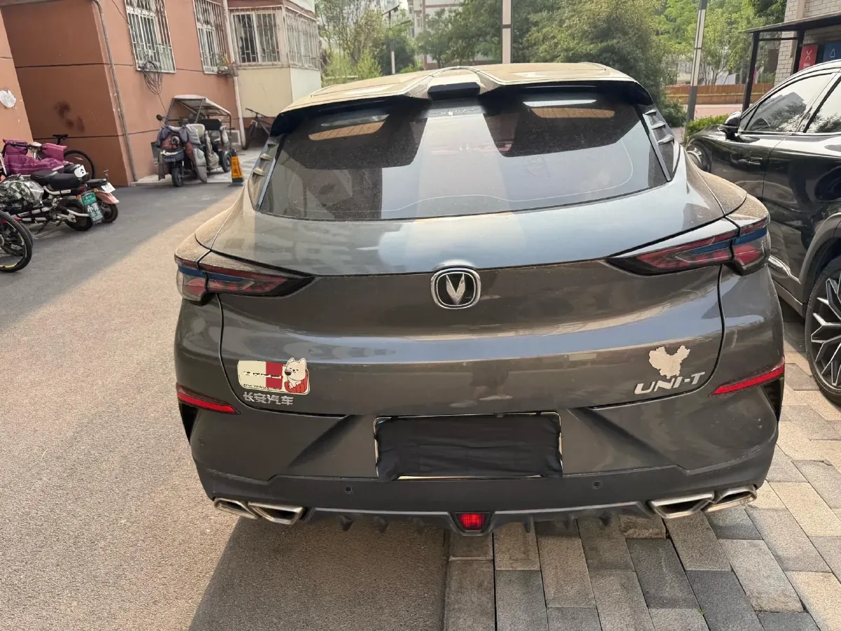 2020 ChangAn UNI-T 1.5T 180HP L4 7DCT,autocango,china used car exporter,china ev exporter,chinese used car exporter,chinese used ev exporter