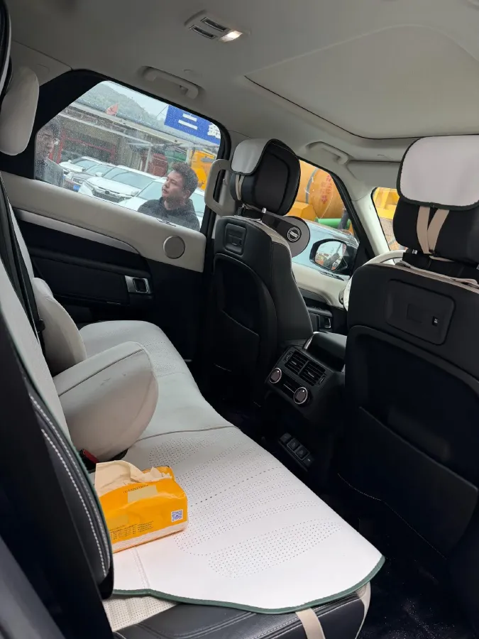 2021 Land Rover Discovery 3.0T 360HP L6 8AT,autocango,china used car exporter,china ev exporter,chinese used car exporter,chinese used ev exporter