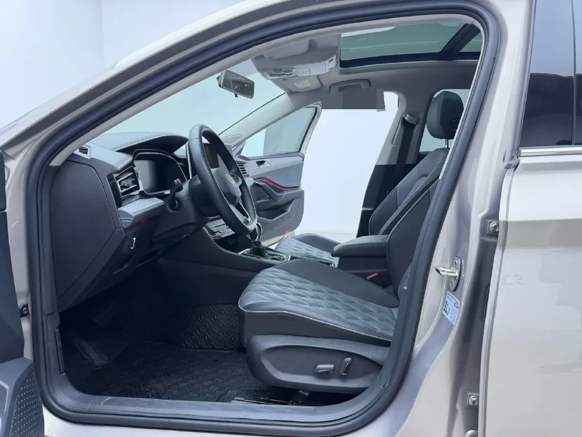 2023 Volkswagen Sagitar 1.4T 150HP L4 7DCT,autocango,china used car exporter,china ev exporter,chinese used car exporter,chinese used ev exporter