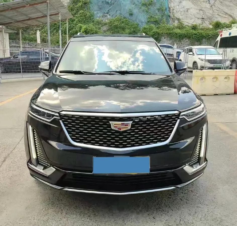 2021 Cadillac XT6 2.0T 237HP L4 9AT,autocango,china used car exporter,china ev exporter,chinese used car exporter,chinese used ev exporter
