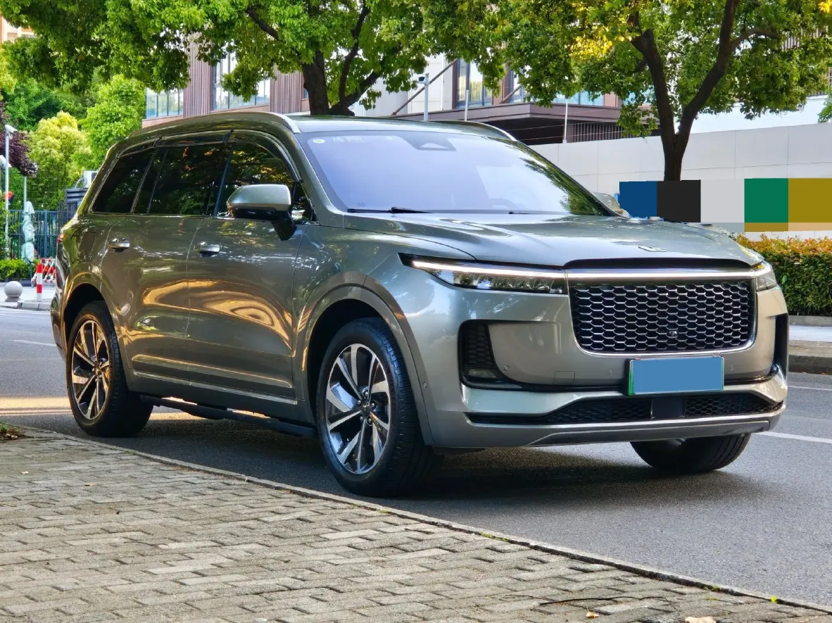 2021 Li ONE Range Extended 131HP REEV 40.5KWH,autocango,china used car exporter,china ev exporter,chinese used car exporter,chinese used ev exporter
