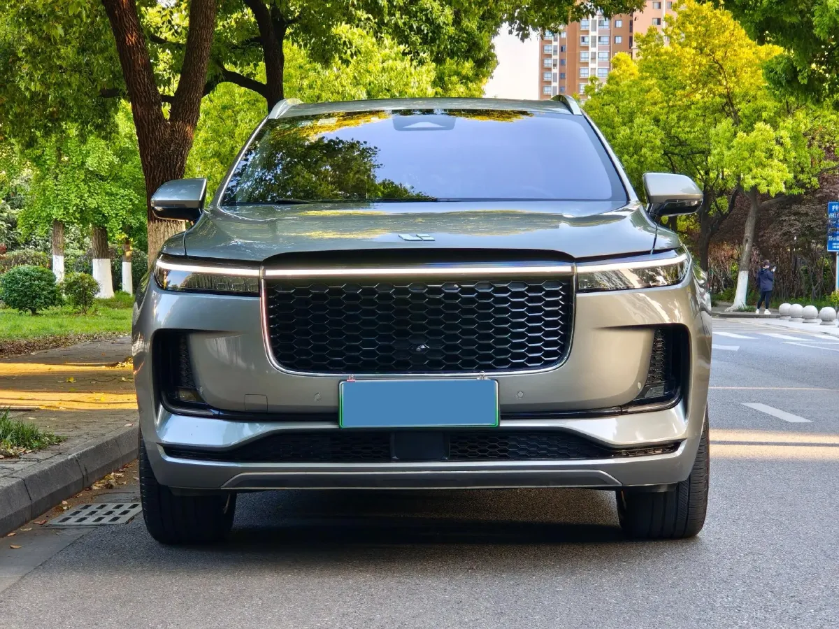 2021 Li ONE Range Extended 131HP REEV 40.5KWH,autocango,china used car exporter,china ev exporter,chinese used car exporter,chinese used ev exporter