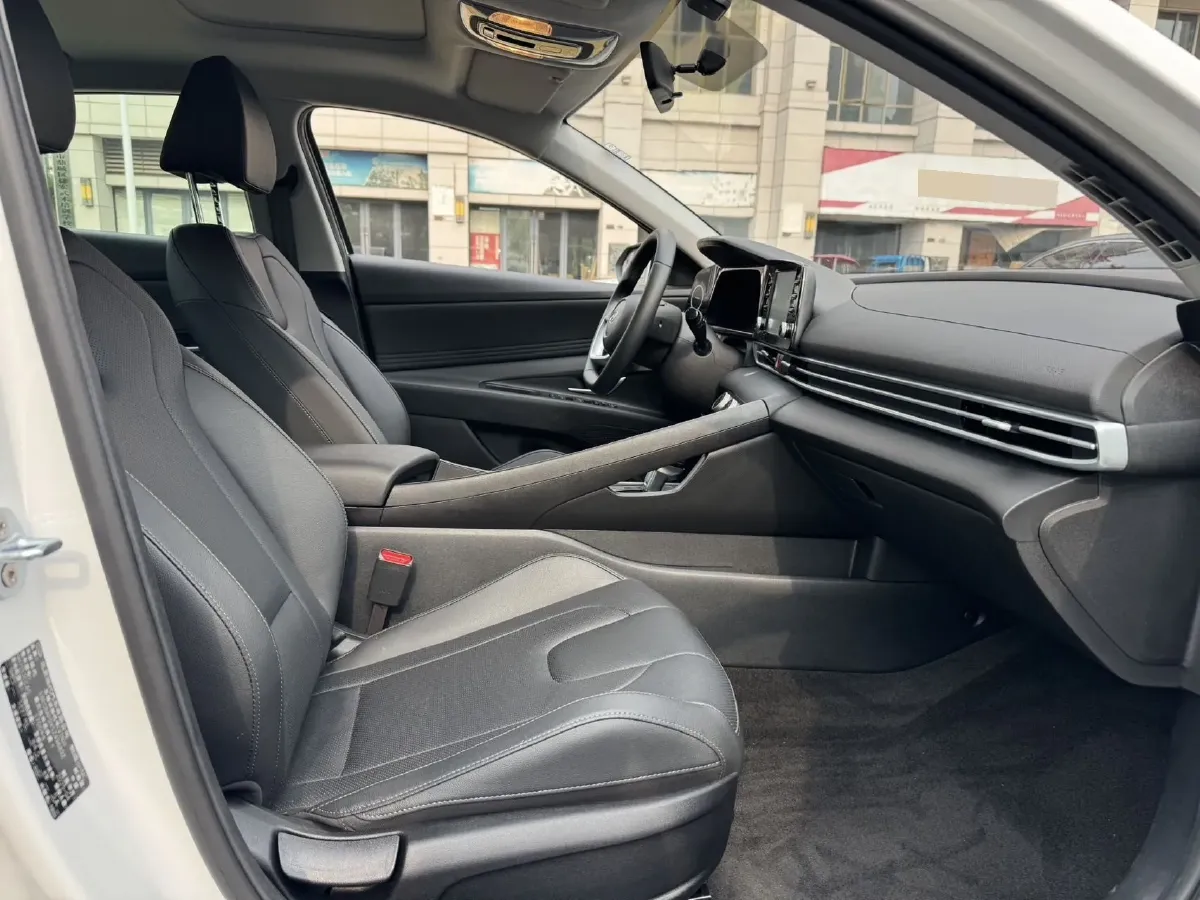 2023 Hyundai Elantra 1.5L 115HP L4 CVT,autocango,china used car exporter,china ev exporter,chinese used car exporter,chinese used ev exporter