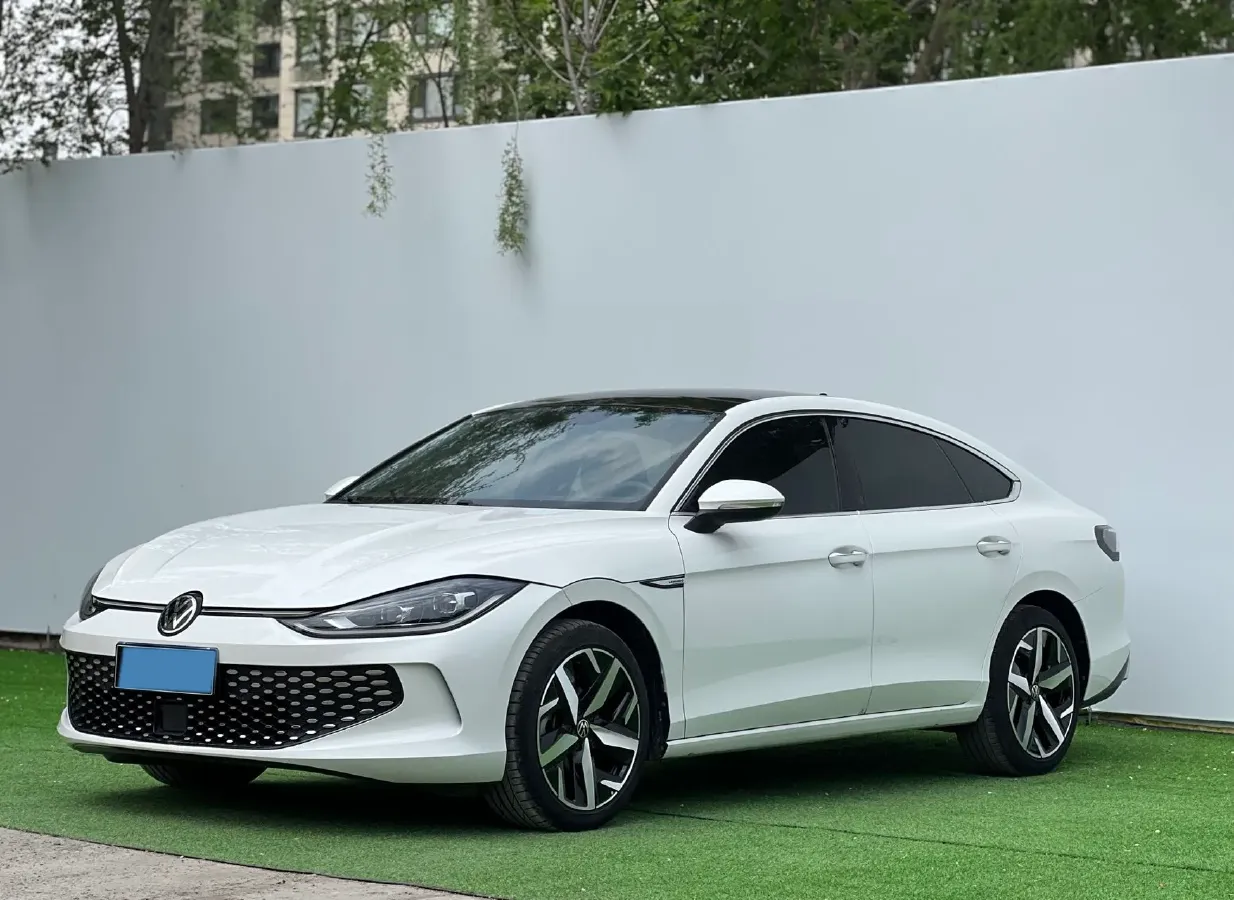 2023 Volkswagen Lamando 1.4T 150HP L4 7DCT,autocango,china used car exporter,china ev exporter,chinese used car exporter,chinese used ev exporter