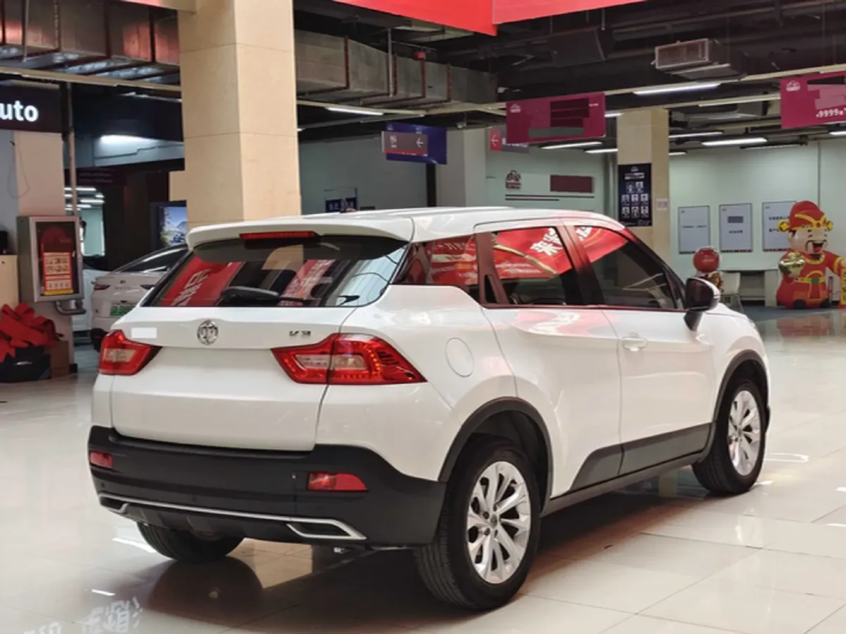 2017 BAW Battle Flag Pickup 2.8T 102HP L4 5MT,autocango,china used car exporter,china ev exporter,chinese used car exporter,chinese used ev exporter