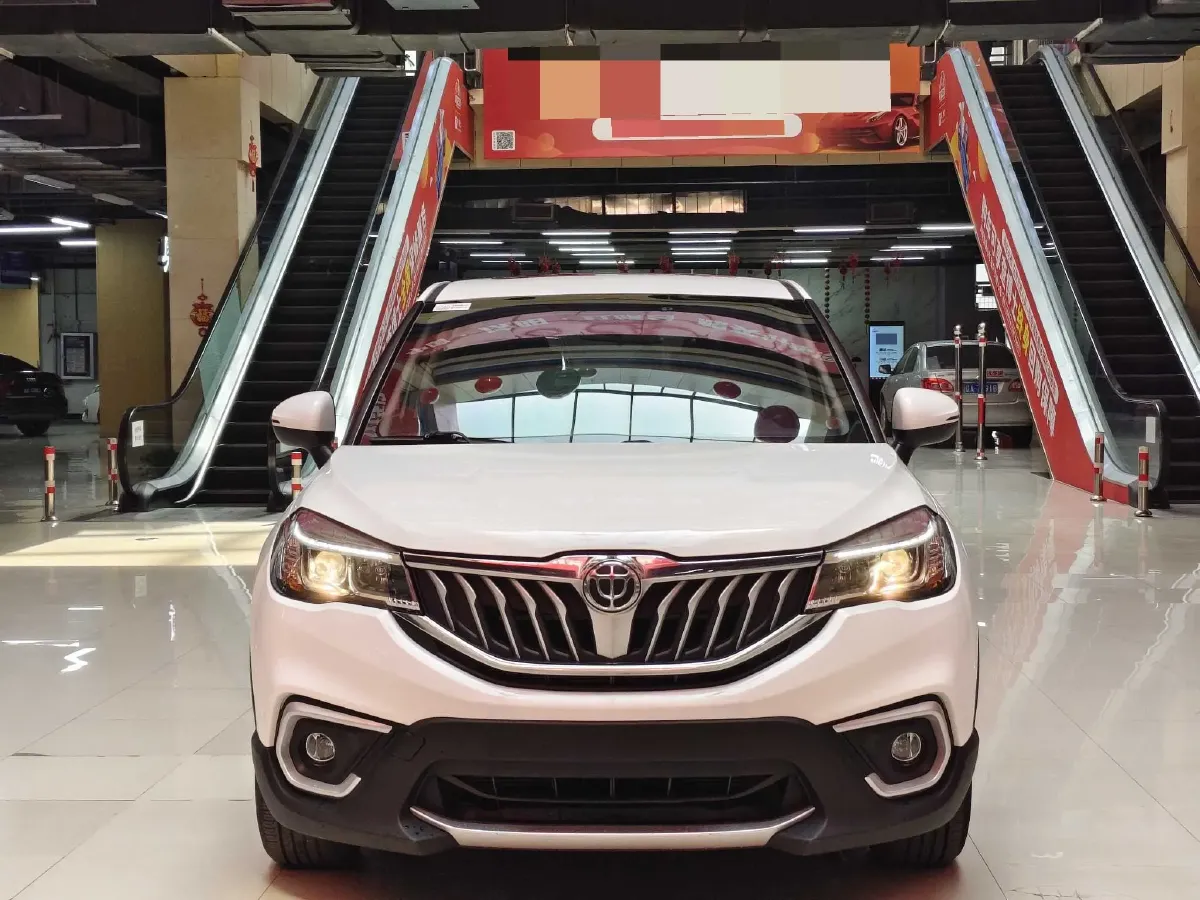 2017 BAW Battle Flag Pickup 2.8T 102HP L4 5MT,autocango,china used car exporter,china ev exporter,chinese used car exporter,chinese used ev exporter