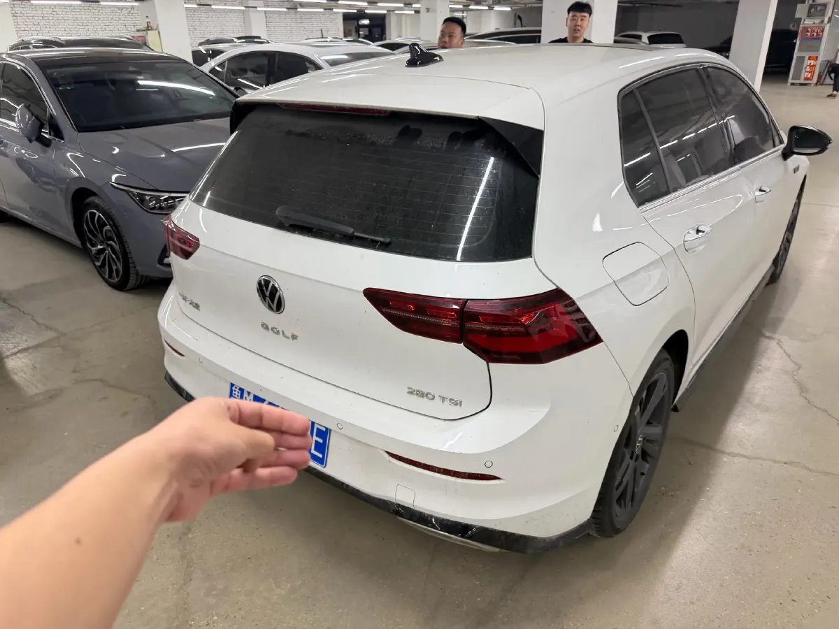 2023 Volkswagen Golf 1.4T 150HP L4 7DCT,autocango,china used car exporter,china ev exporter,chinese used car exporter,chinese used ev exporter