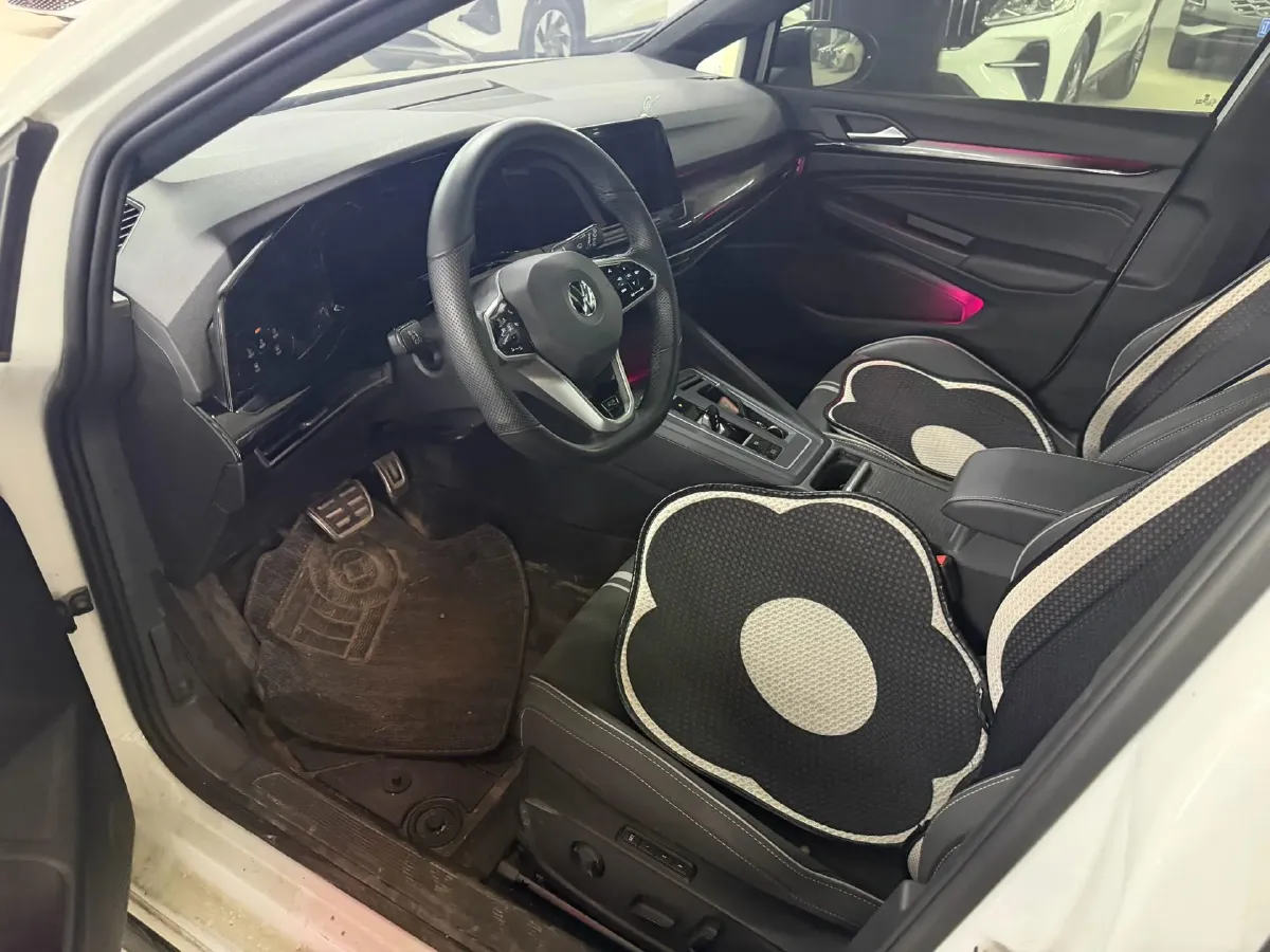 2023 Volkswagen Golf 1.4T 150HP L4 7DCT,autocango,china used car exporter,china ev exporter,chinese used car exporter,chinese used ev exporter