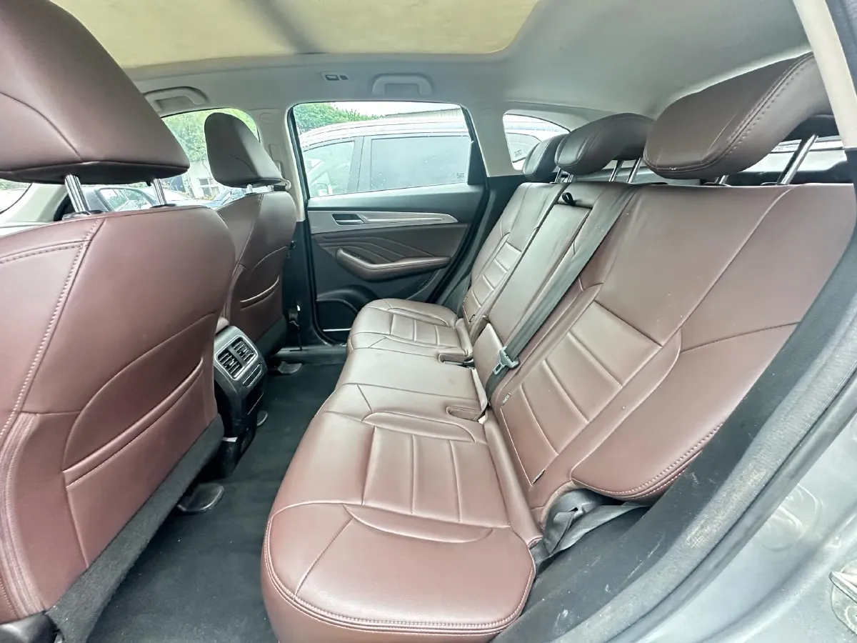 2019 Haval F7 2.0T 197HP L4 7DCT,autocango,china used car exporter,china ev exporter,chinese used car exporter,chinese used ev exporter
