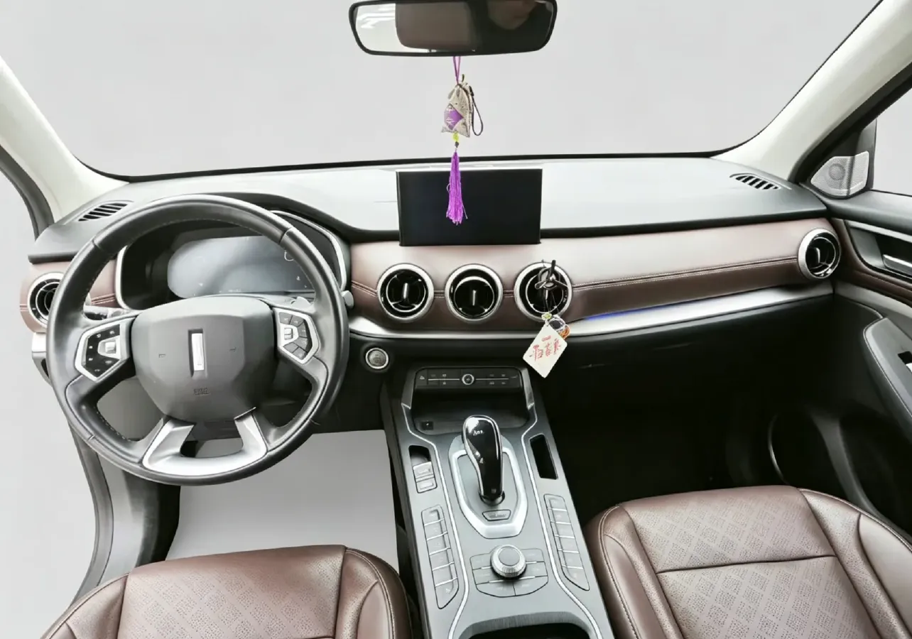 2018 WEY VV6 2.0T 197HP L4 7DCT,autocango,china used car exporter,china ev exporter,chinese used car exporter,chinese used ev exporter