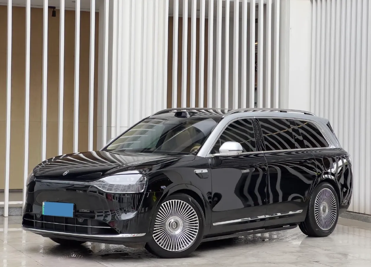 2025 AITO AITO M9 REEV 160HP REEV 52KWH,autocango,china used car exporter,china ev exporter,chinese used car exporter,chinese used ev exporter
