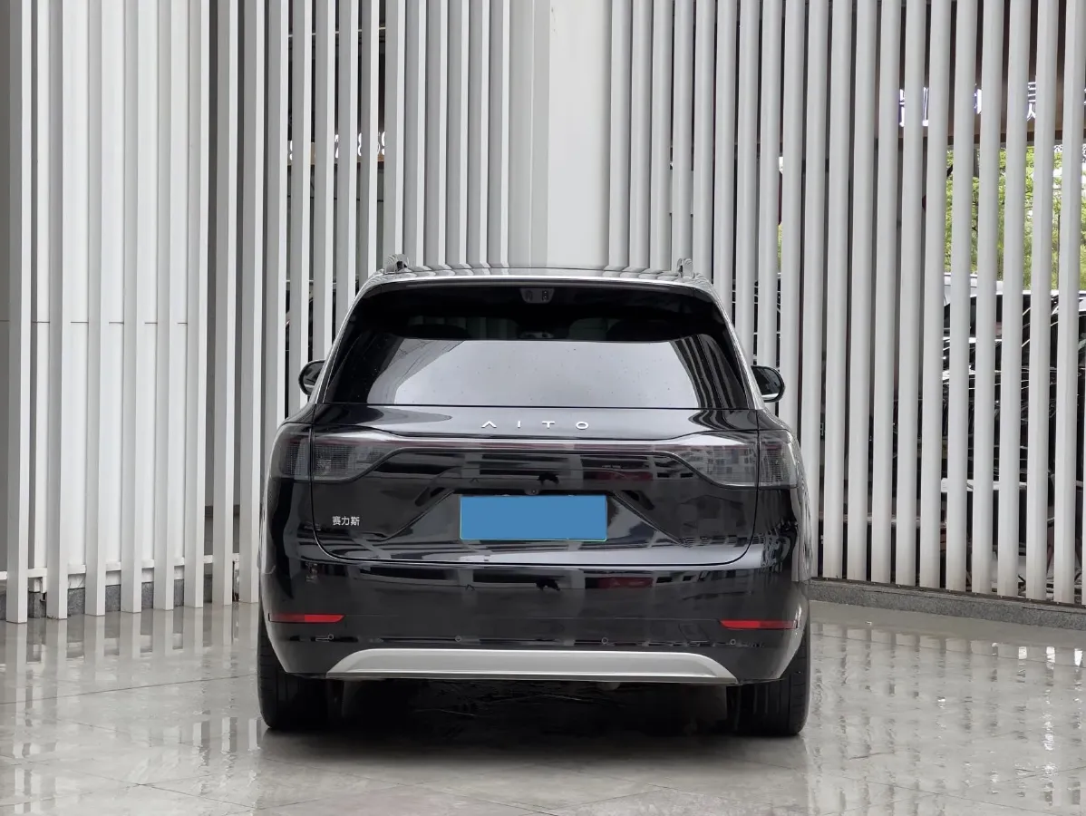 2025 AITO AITO M9 REEV 160HP REEV 52KWH,autocango,china used car exporter,china ev exporter,chinese used car exporter,chinese used ev exporter
