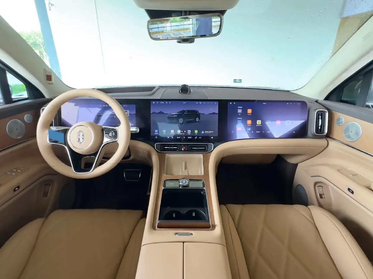 2025 AITO AITO M9 REEV 160HP REEV 52KWH,autocango,china used car exporter,china ev exporter,chinese used car exporter,chinese used ev exporter