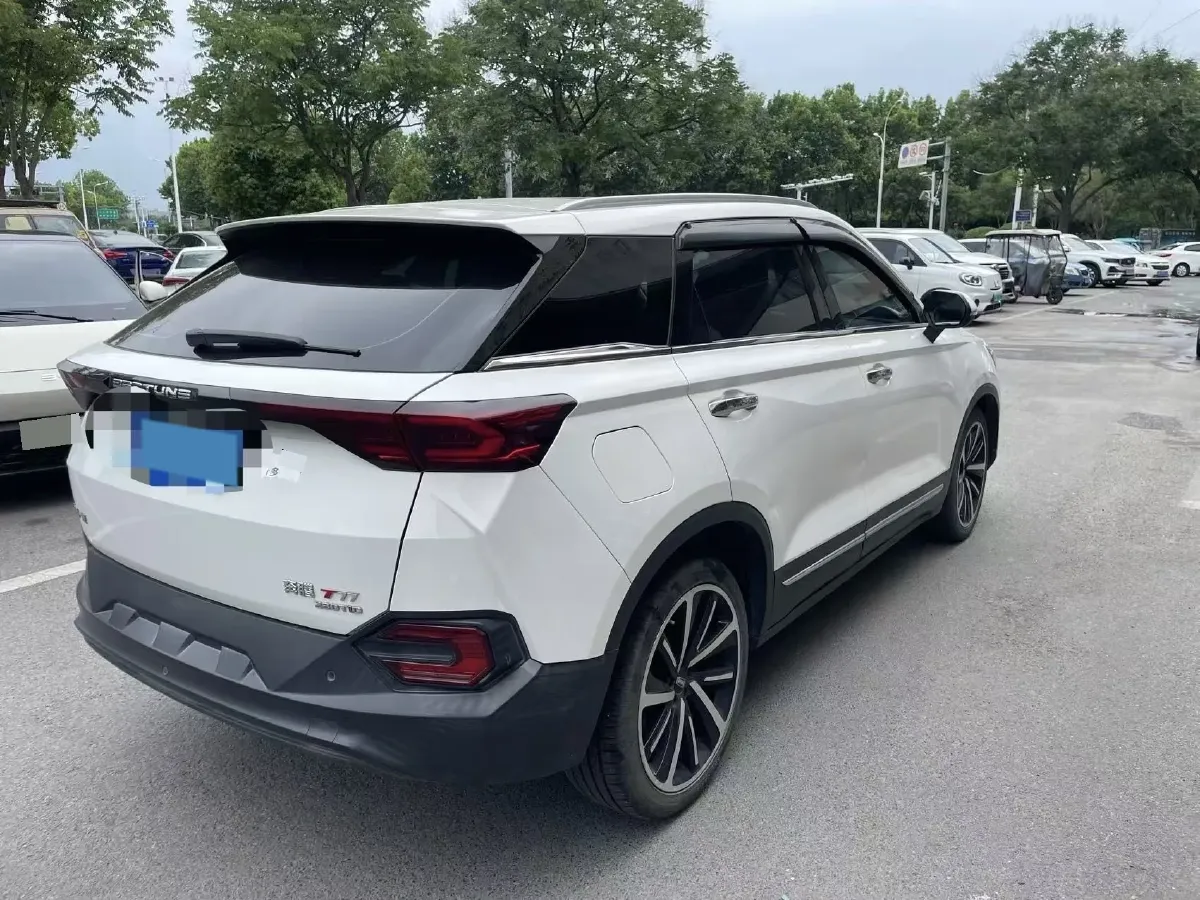2020 Bestune T77 1.5T 169HP L4 7DCT,autocango,china used car exporter,china ev exporter,chinese used car exporter,chinese used ev exporter