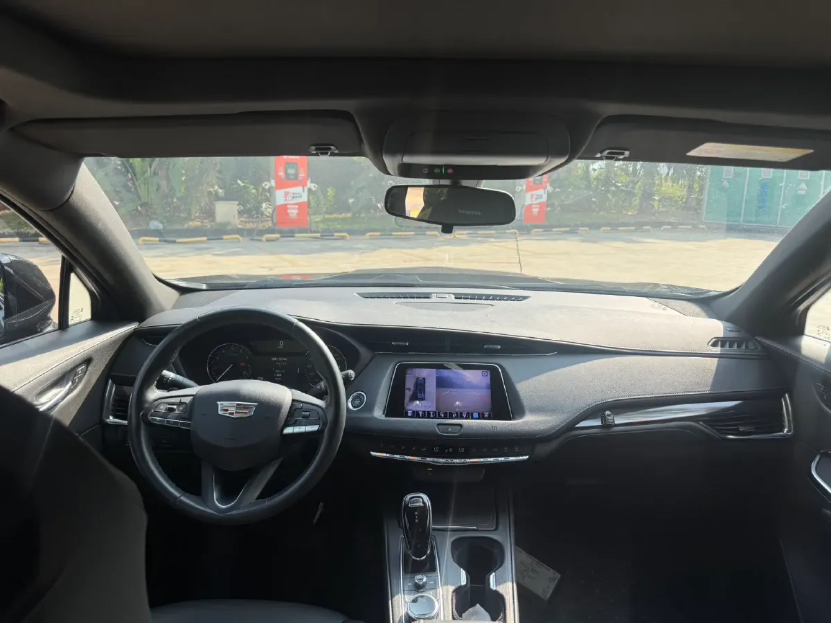 2021 Cadillac XT4 2.0T 237HP L4 9AT,autocango,china used car exporter,china ev exporter,chinese used car exporter,chinese used ev exporter