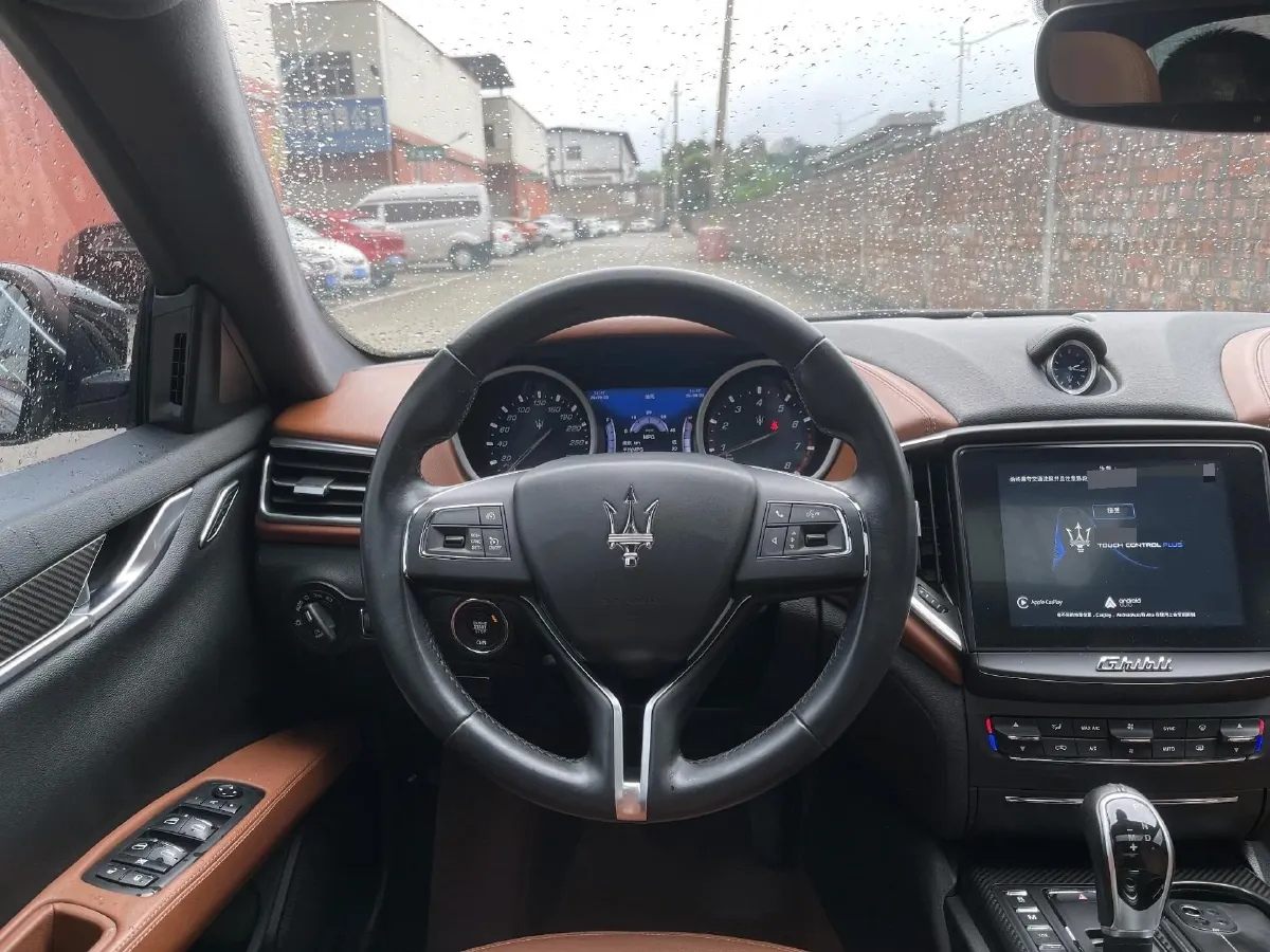 2018 Maserati Ghibli 3.0T 350HP V6 8AT,autocango,china used car exporter,china ev exporter,chinese used car exporter,chinese used ev exporter