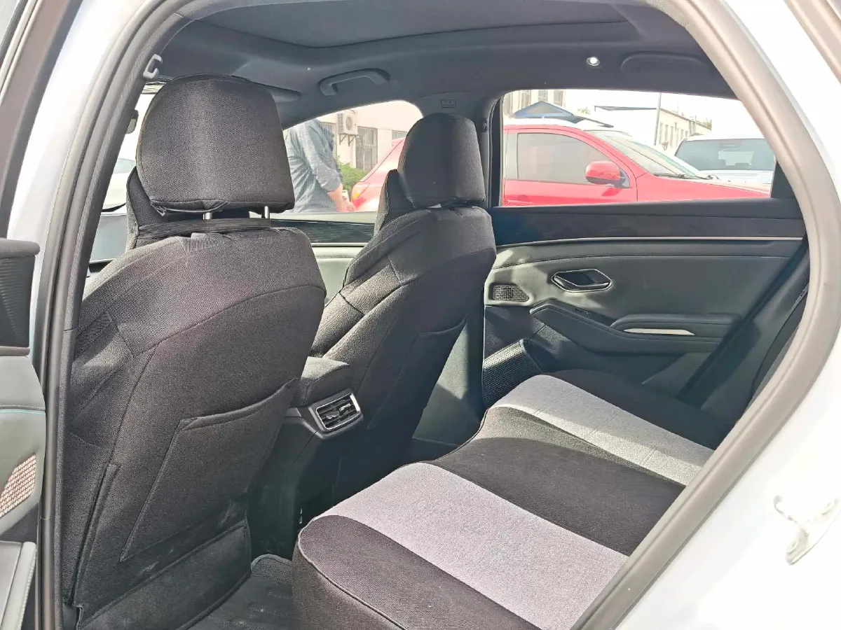 2025 BYD QinL 1.5L 101HP L4 E-CVT PHEV 10.08KWH,autocango,china used car exporter,china ev exporter,chinese used car exporter,chinese used ev exporter