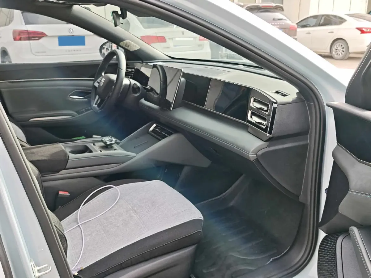 2025 BYD QinL 1.5L 101HP L4 E-CVT PHEV 10.08KWH,autocango,china used car exporter,china ev exporter,chinese used car exporter,chinese used ev exporter