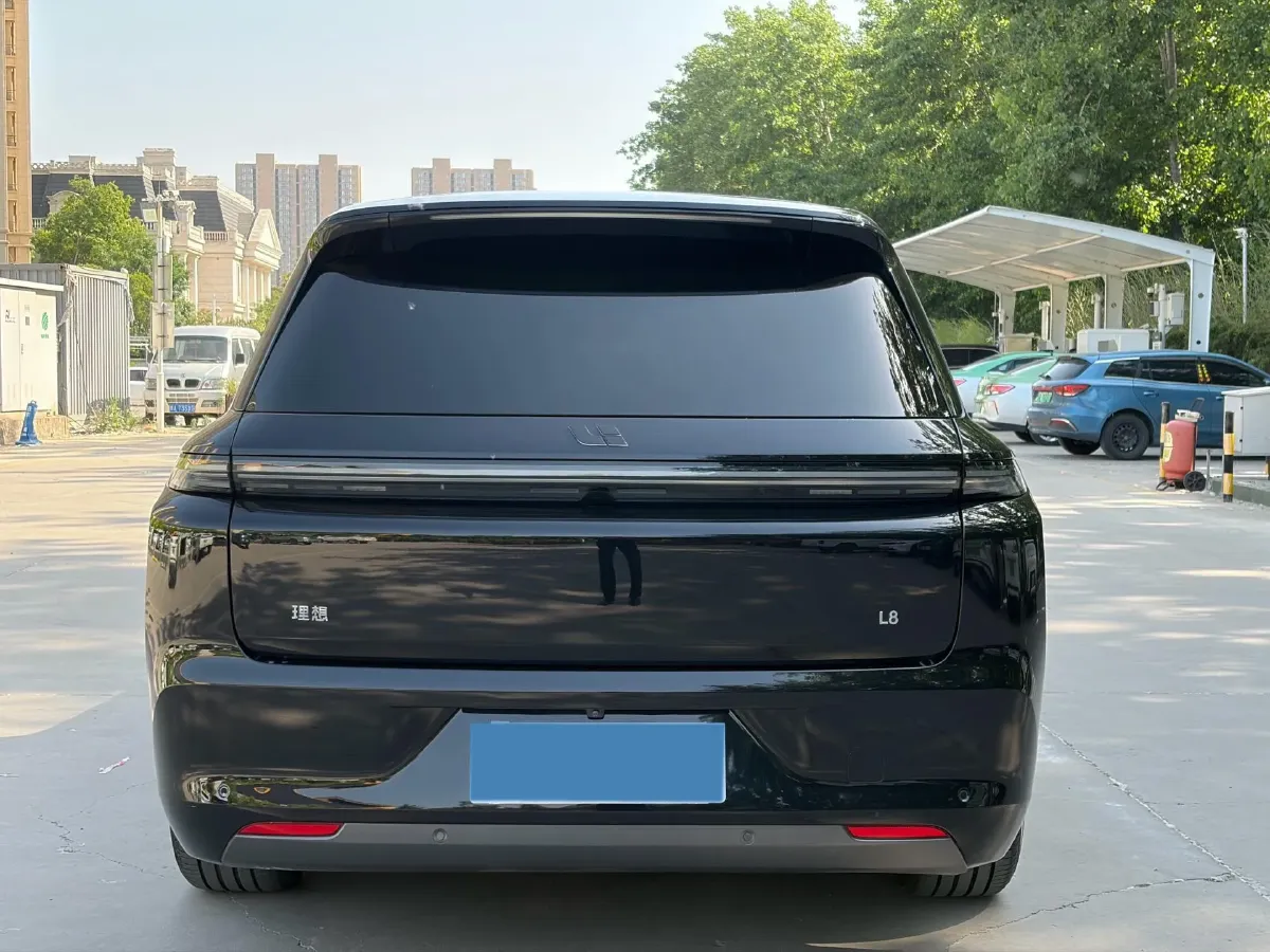 2023 Li L8 Range Extended 154HP REEV 40.9KWH,autocango,china used car exporter,china ev exporter,chinese used car exporter,chinese used ev exporter