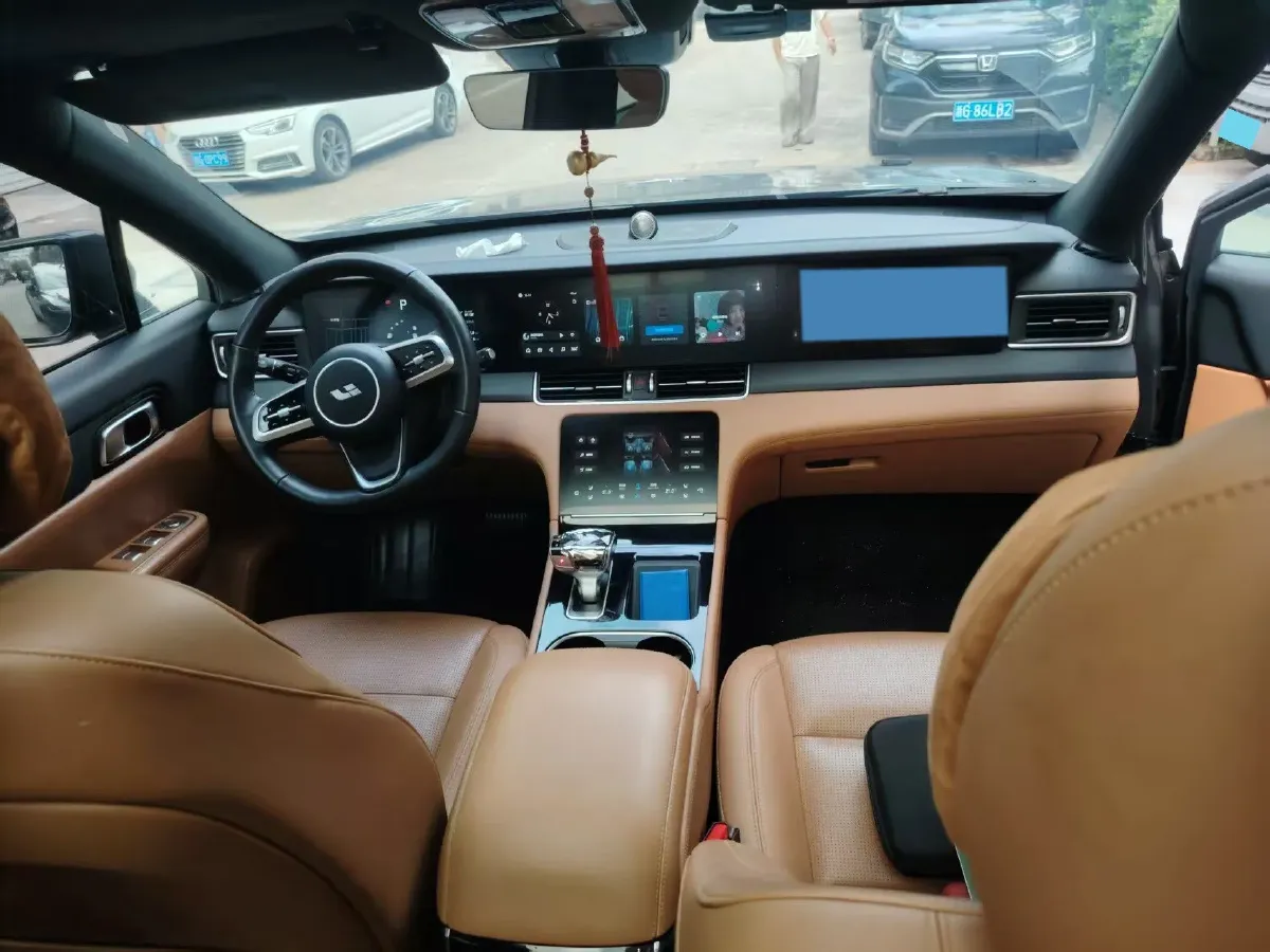 2021 Li ONE Range Extended 131HP REEV 40.5KWH,autocango,china used car exporter,china ev exporter,chinese used car exporter,chinese used ev exporter