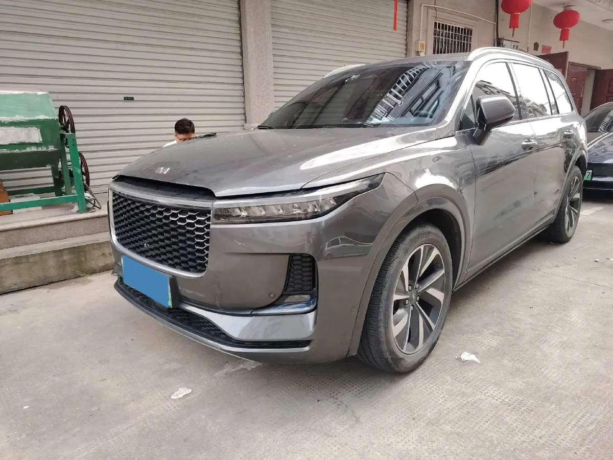 2021 Li ONE Range Extended 131HP REEV 40.5KWH,autocango,china used car exporter,china ev exporter,chinese used car exporter,chinese used ev exporter