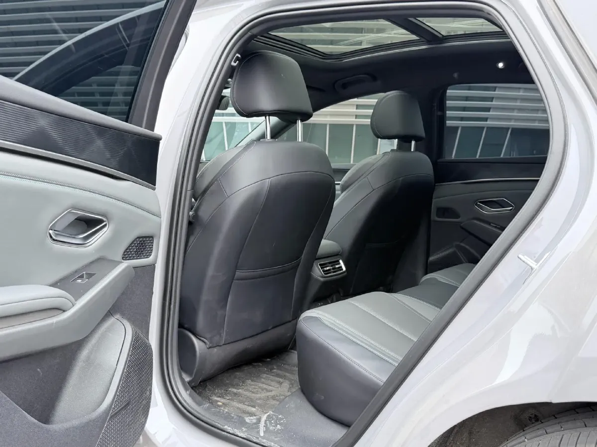 2026 BYD QinL 1.5L 101HP L4 E-CVT PHEV,autocango,china used car exporter,china ev exporter,chinese used car exporter,chinese used ev exporter