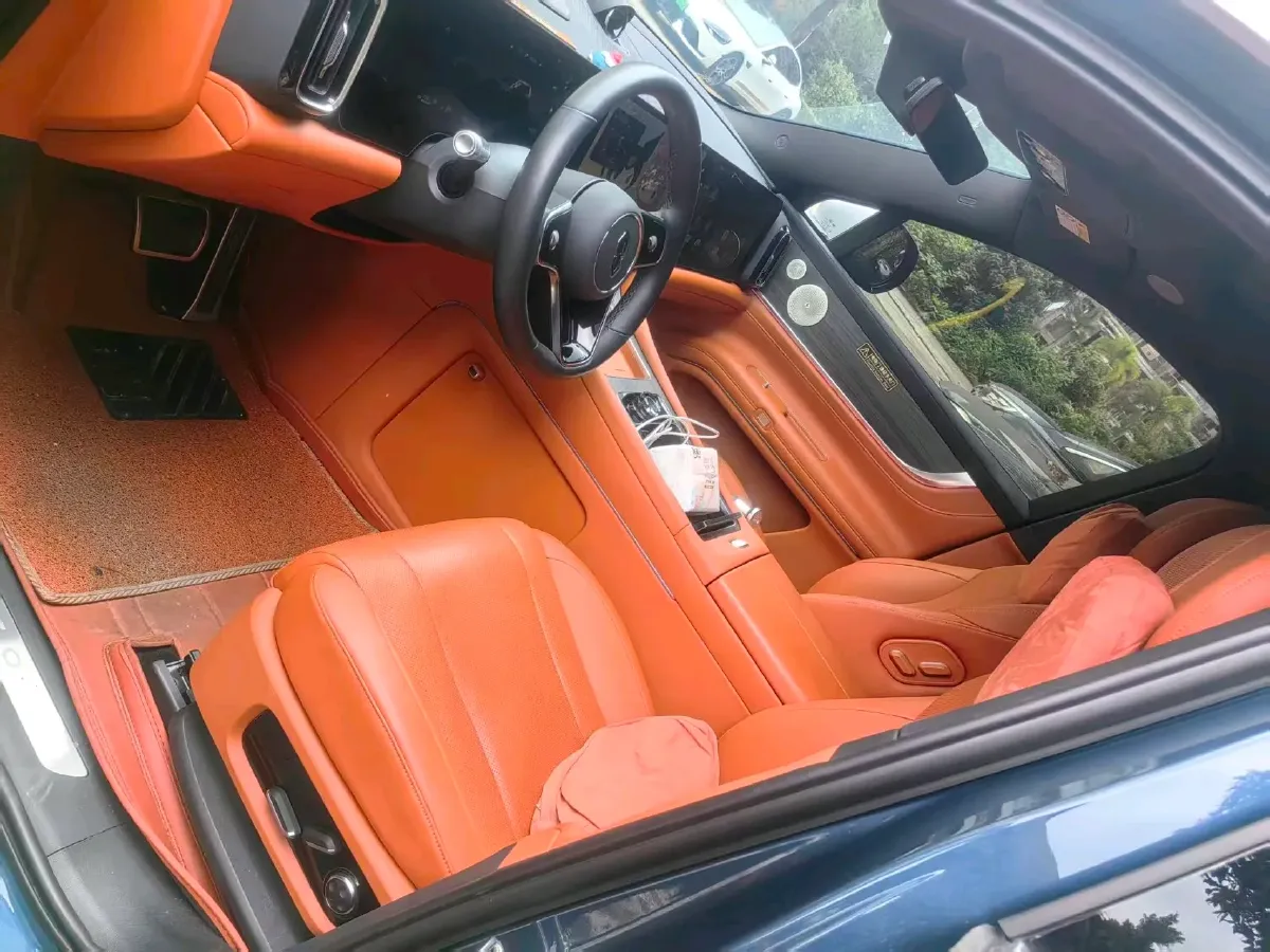 2024 AITO AITO M9 1.5T 152HP L4 REEV 42KWH,autocango,china used car exporter,china ev exporter,chinese used car exporter,chinese used ev exporter