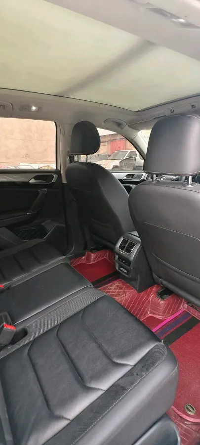 2019 Jeep Cherokee 2.0T 234HP L4 9AT,autocango,china used car exporter,china ev exporter,chinese used car exporter,chinese used ev exporter