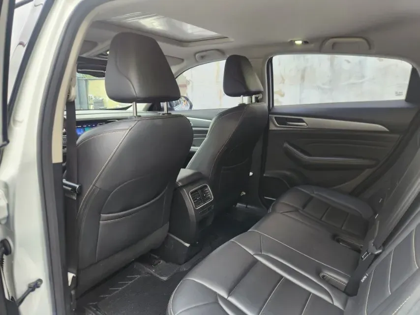 2021 Haval F7x 1.5T 169HP L4 7DCT,autocango,china used car exporter,china ev exporter,chinese used car exporter,chinese used ev exporter