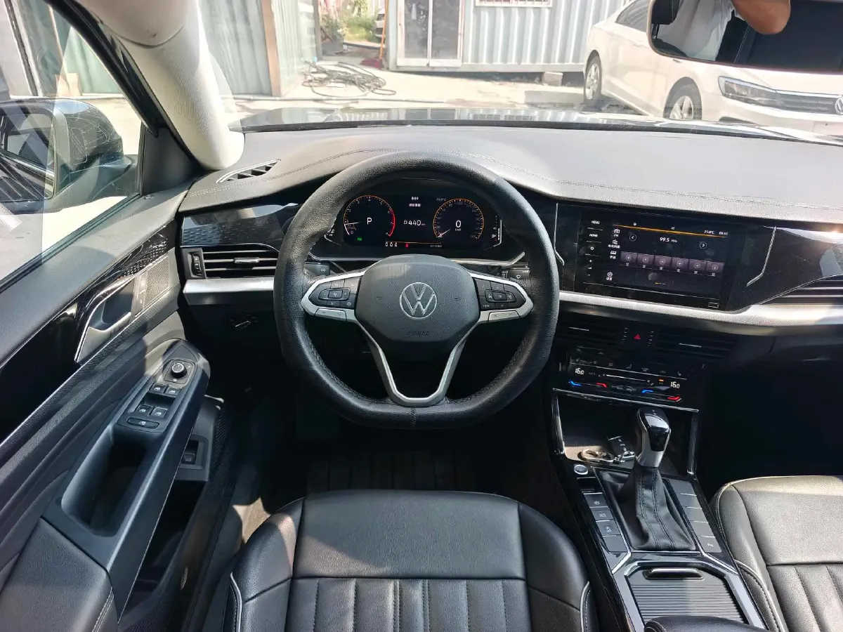 2022 Skoda Kodiak GT 2.0T 186HP L4 7DCT,autocango,china used car exporter,china ev exporter,chinese used car exporter,chinese used ev exporter