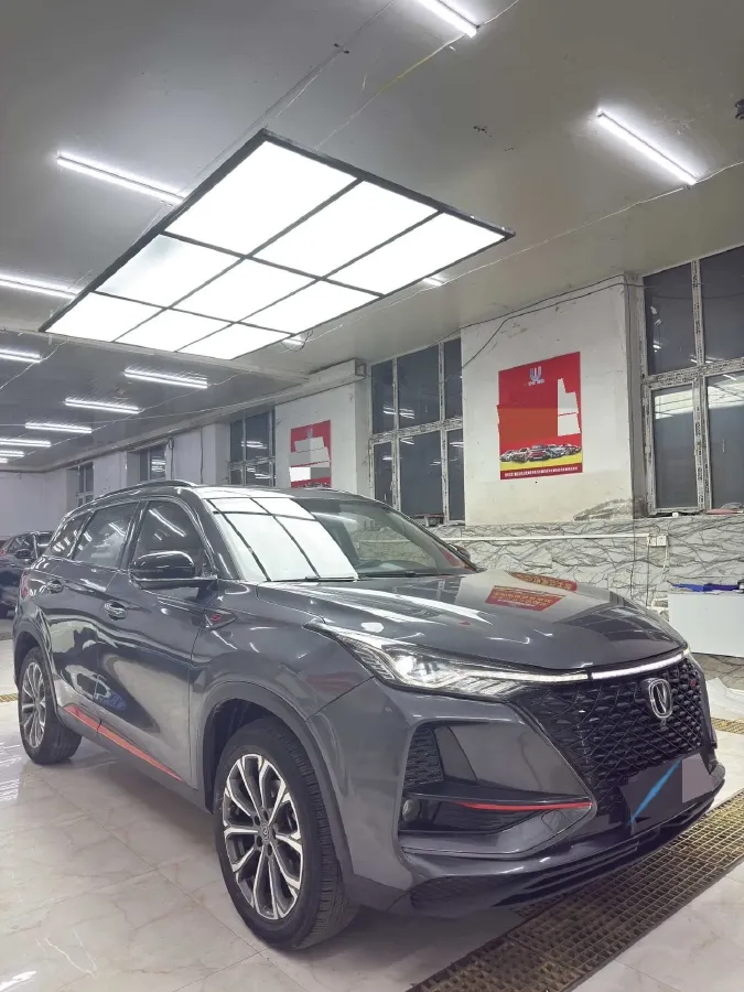 2020 ChangAn CS75 Plus 2.0T 233HP L4 8AT,autocango,china used car exporter,china ev exporter,chinese used car exporter,chinese used ev exporter