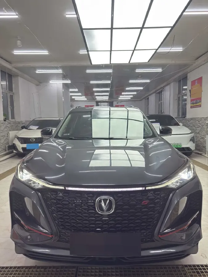 2020 ChangAn CS75 Plus 2.0T 233HP L4 8AT,autocango,china used car exporter,china ev exporter,chinese used car exporter,chinese used ev exporter