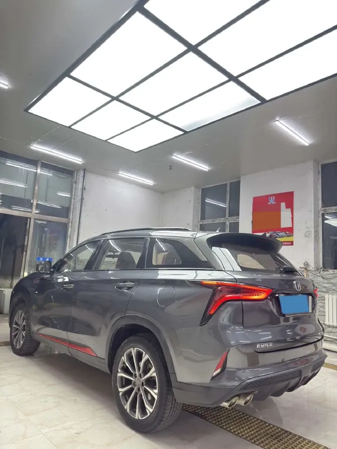 2020 ChangAn CS75 Plus 2.0T 233HP L4 8AT,autocango,china used car exporter,china ev exporter,chinese used car exporter,chinese used ev exporter