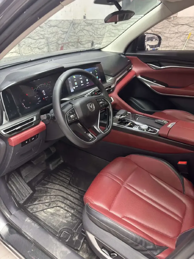 2020 ChangAn CS75 Plus 2.0T 233HP L4 8AT,autocango,china used car exporter,china ev exporter,chinese used car exporter,chinese used ev exporter