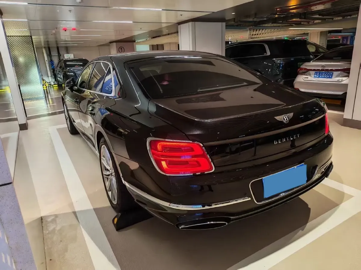2020 Bentley Flying Spur 6.0T 635HP W12 8DCT,autocango,china used car exporter,china ev exporter,chinese used car exporter,chinese used ev exporter