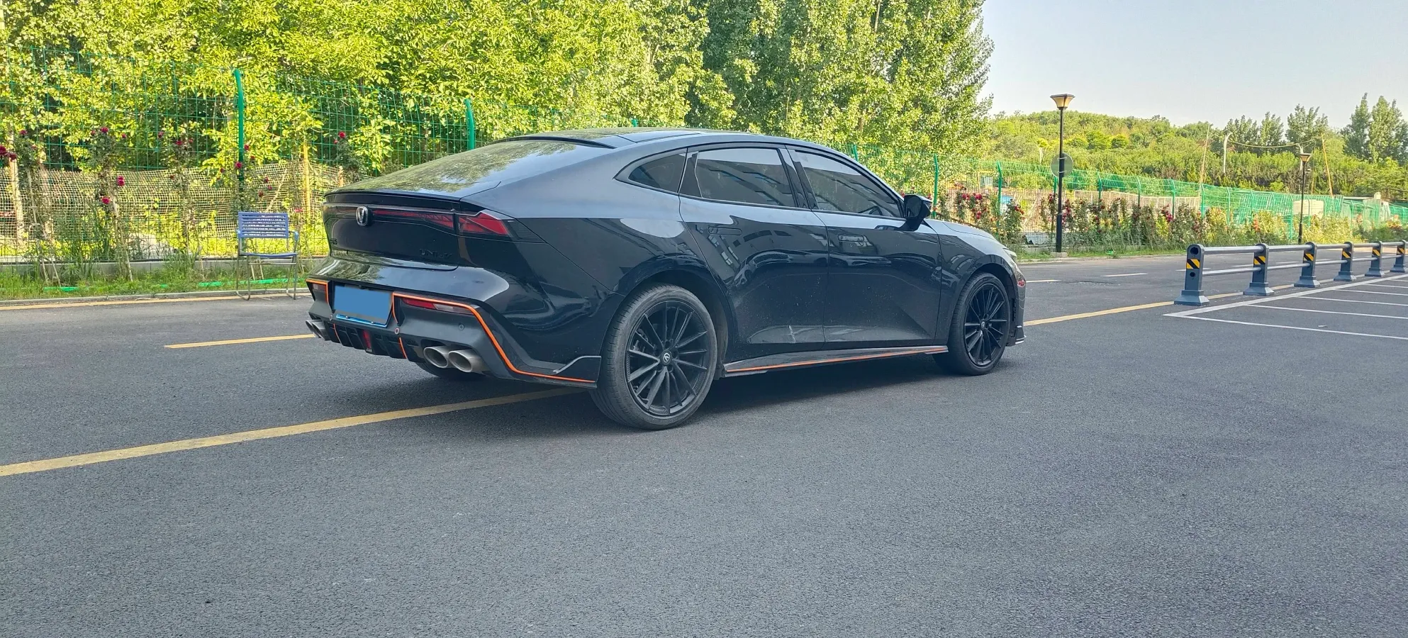 2024 ChangAn UNI-V 2.0T 233HP L4 8AT,autocango,china used car exporter,china ev exporter,chinese used car exporter,chinese used ev exporter