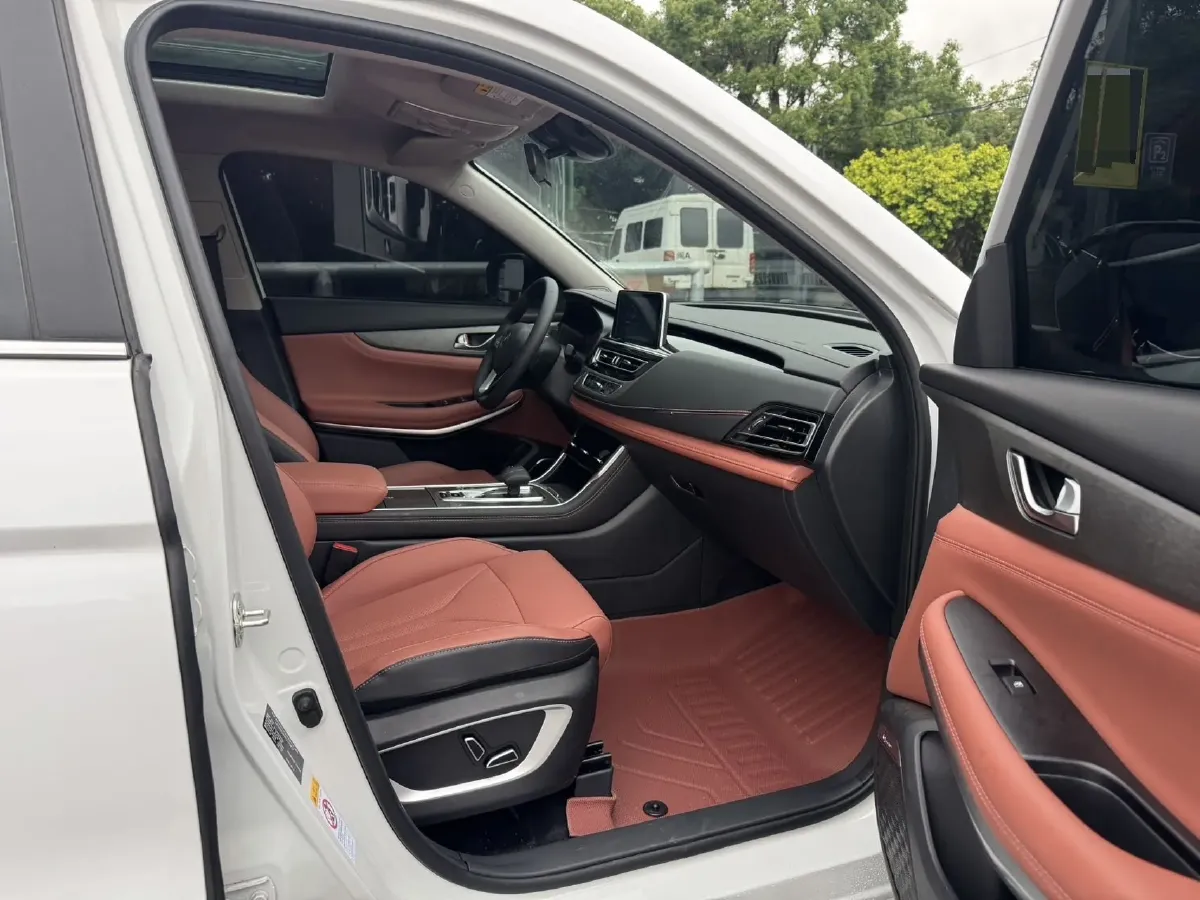 2024 ChangAn CS75 1.5T 188HP L4 7DCT,autocango,china used car exporter,china ev exporter,chinese used car exporter,chinese used ev exporter
