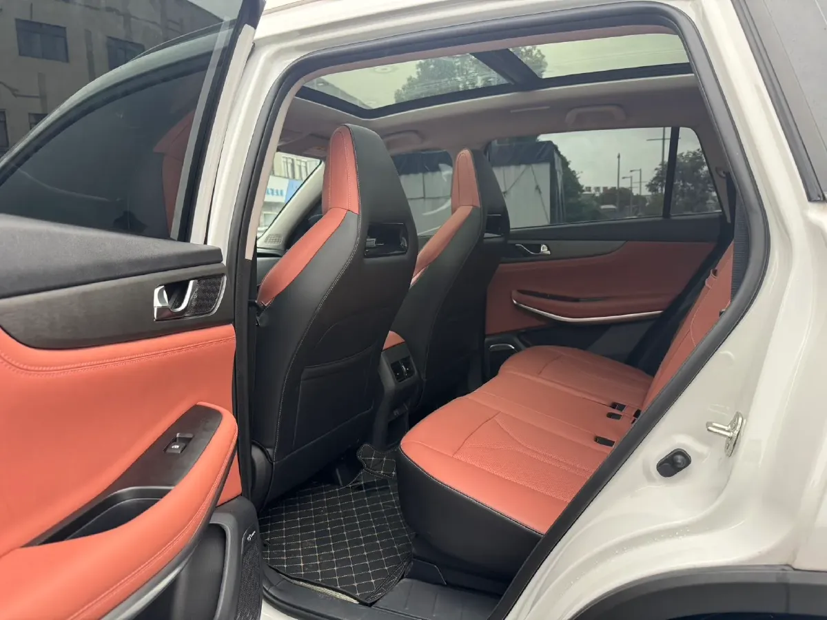 2024 ChangAn CS75 1.5T 188HP L4 7DCT,autocango,china used car exporter,china ev exporter,chinese used car exporter,chinese used ev exporter