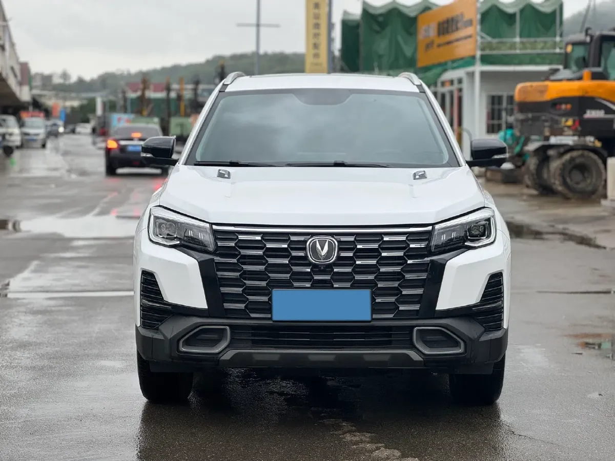 2024 ChangAn CS75 1.5T 188HP L4 7DCT,autocango,china used car exporter,china ev exporter,chinese used car exporter,chinese used ev exporter